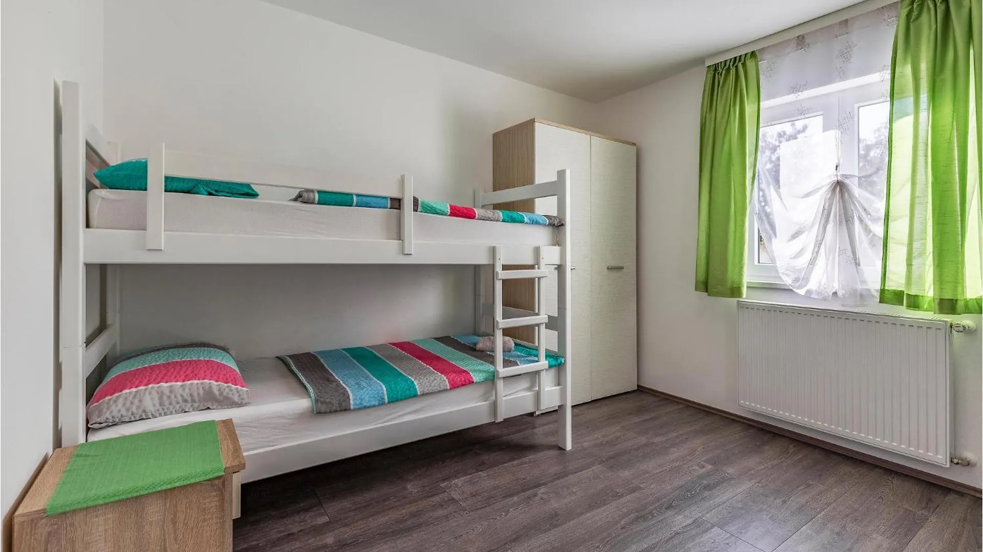 Beautiful Home In Pula With Kitchen